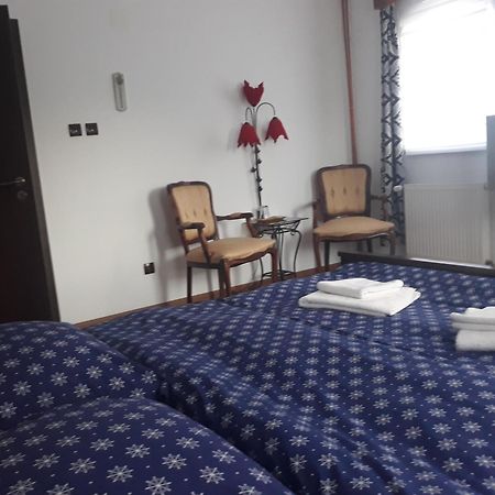Vila Madudu Vălenii de Munte Zewnętrze zdjęcie
