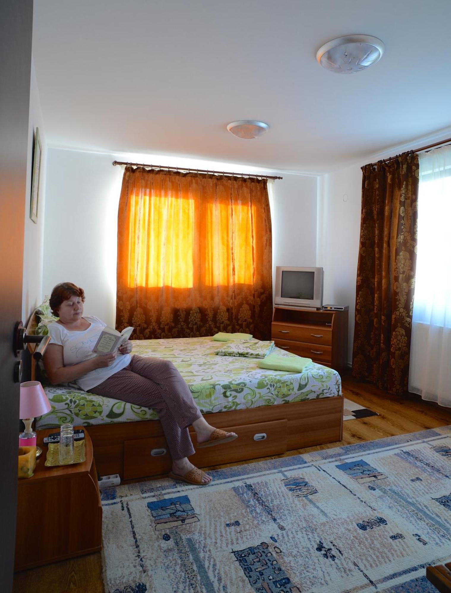 Vila Madudu Vălenii de Munte Zewnętrze zdjęcie