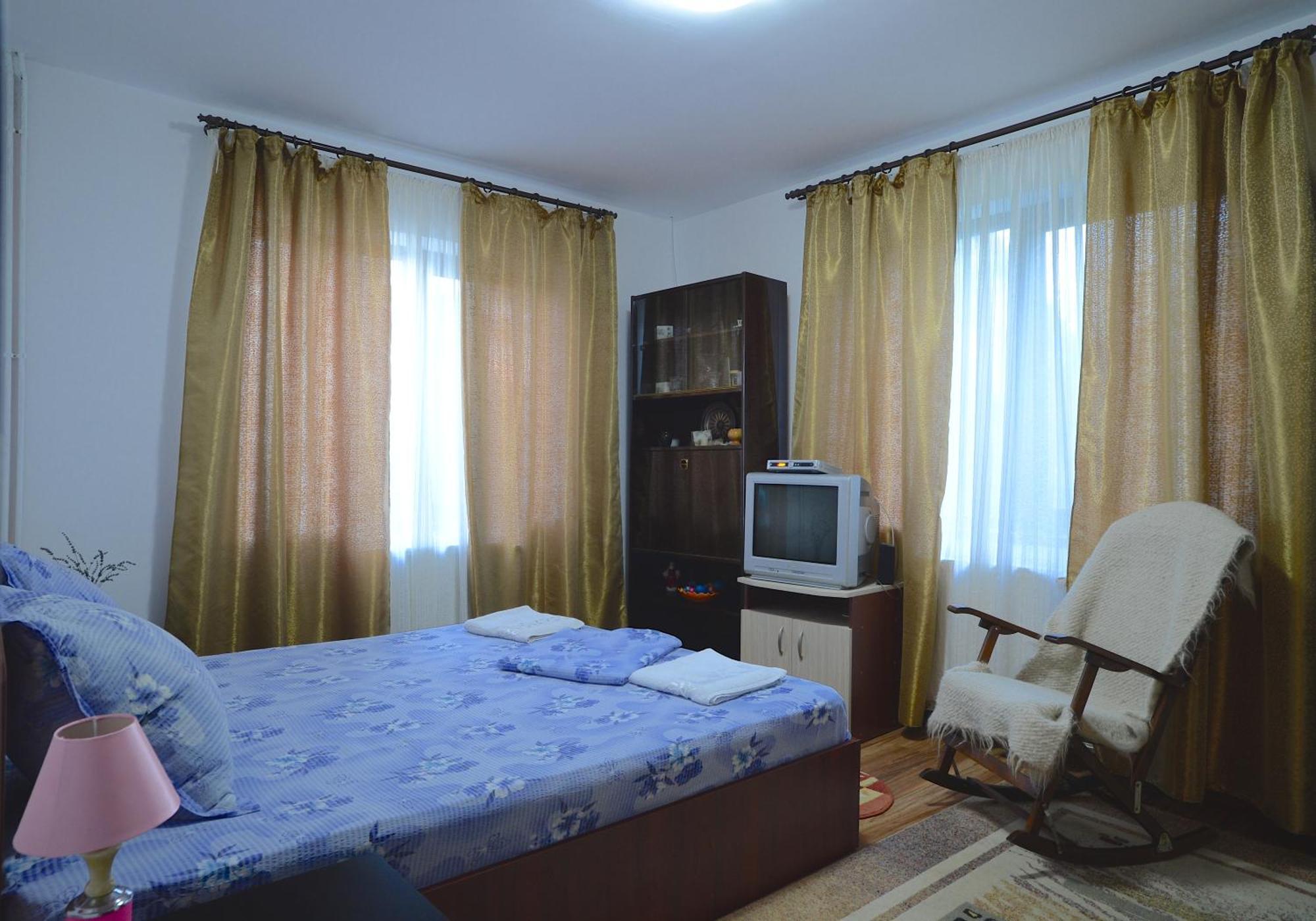 Vila Madudu Vălenii de Munte Zewnętrze zdjęcie
