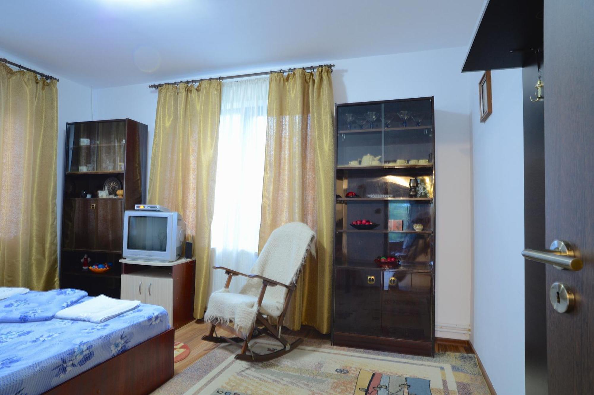 Vila Madudu Vălenii de Munte Zewnętrze zdjęcie